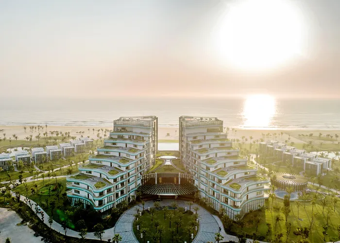 Vinpearl Resort & Golf Nam Hoi An