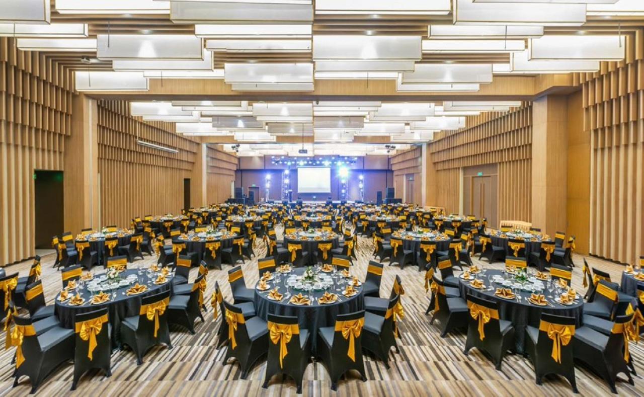 Курортный комплекс Vinpearl & Golf Nam